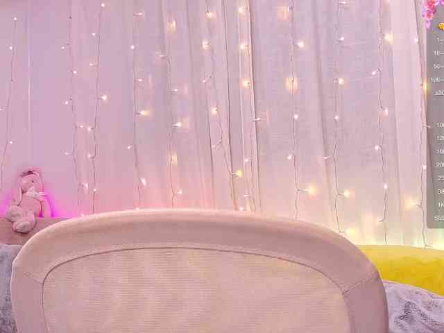 Miss_Milka webcam