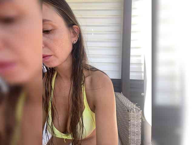 Miss_Milka webcam