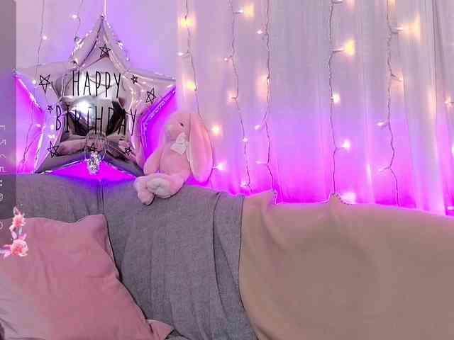 Miss_Milka webcam