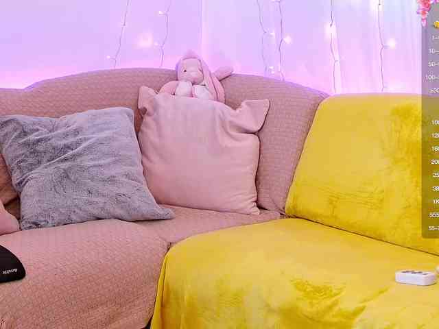 Miss_Milka webcam