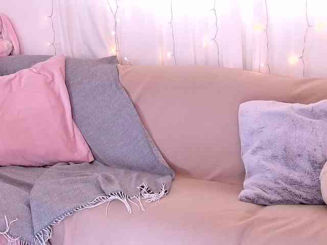 Miss_Milka webcam