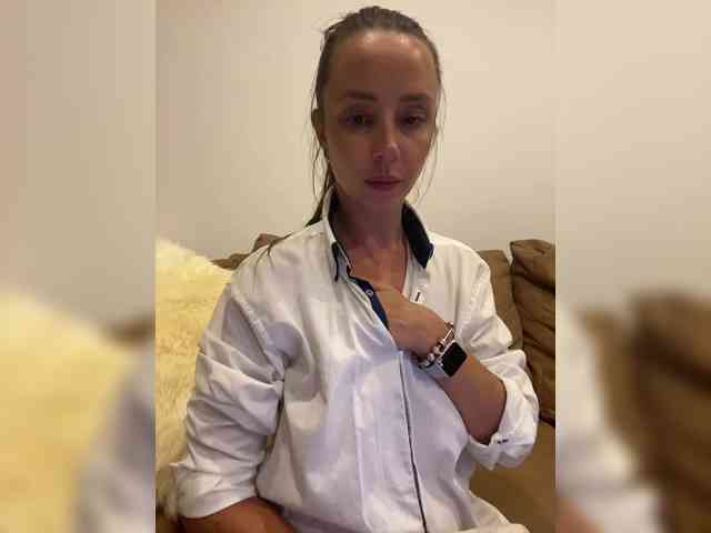 Miss_Milka webcam