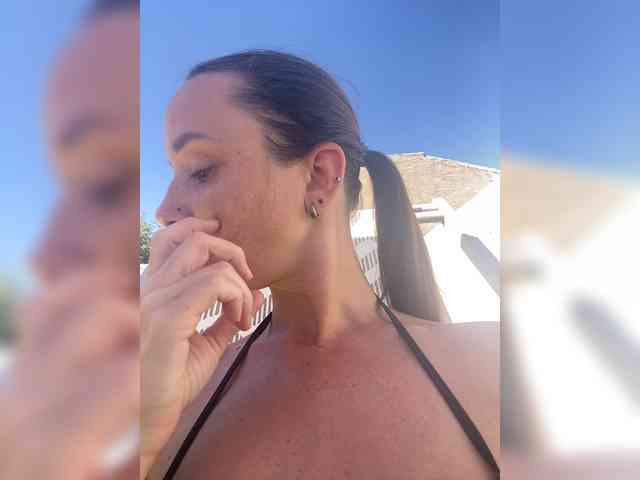 Miss_Milka webcam