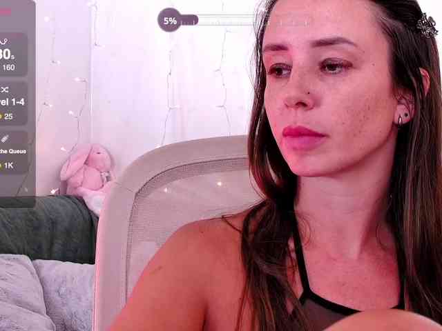 Miss_Milka webcam