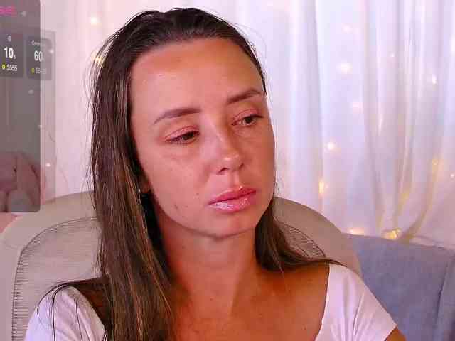 Miss_Milka webcam