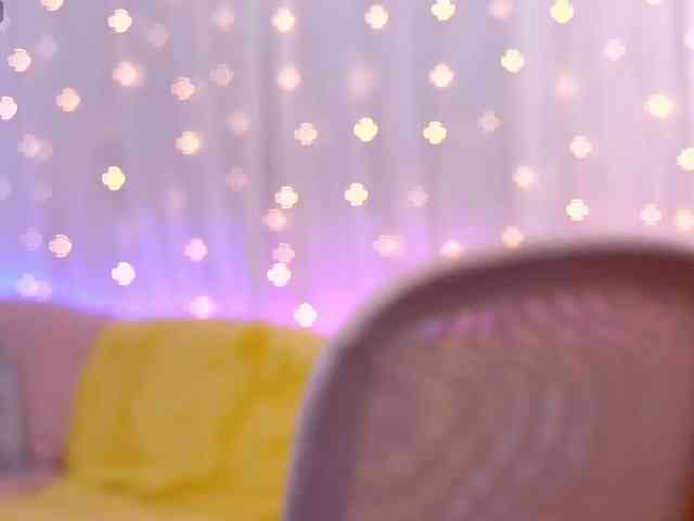 Miss_Milka webcam