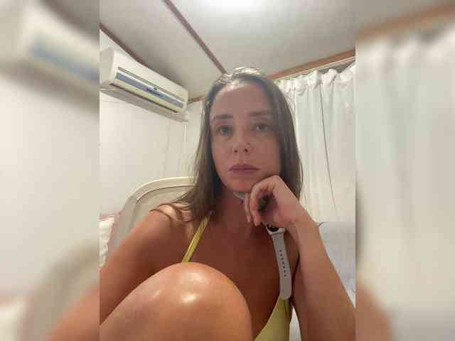 Miss_Milka webcam