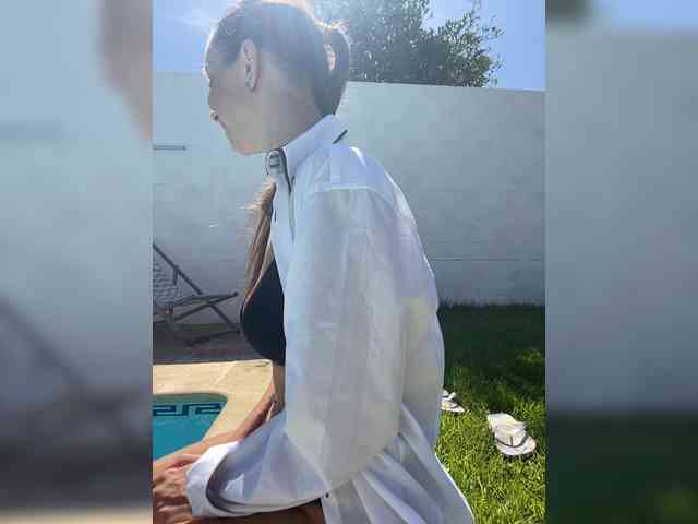 Miss_Milka webcam