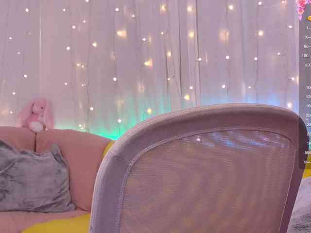 Miss_Milka webcam