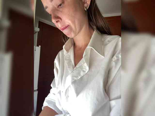 Miss_Milka webcam