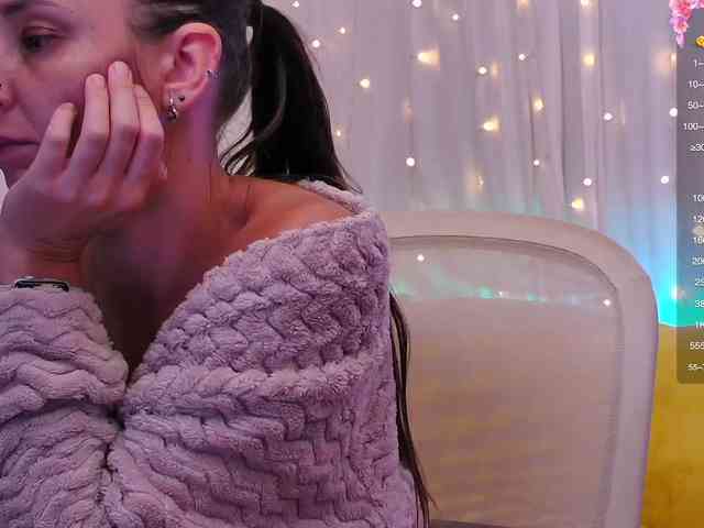 Miss_Milka webcam