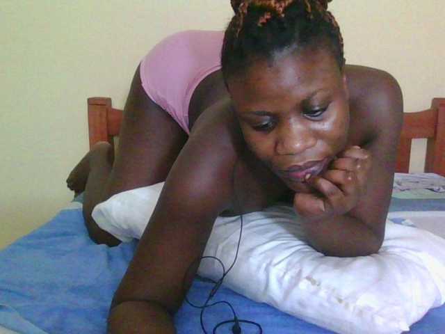 Babyrozzilah's BongaCams show and profile