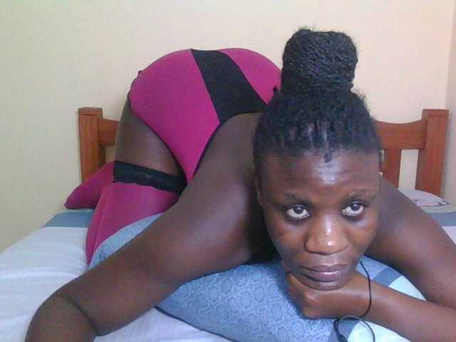 Babyrozzilah live cam on BongaCams