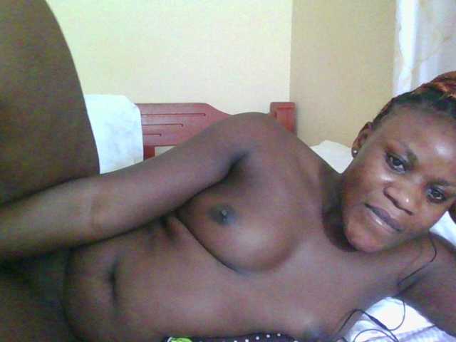 Babyrozzilah's BongaCams show and profile