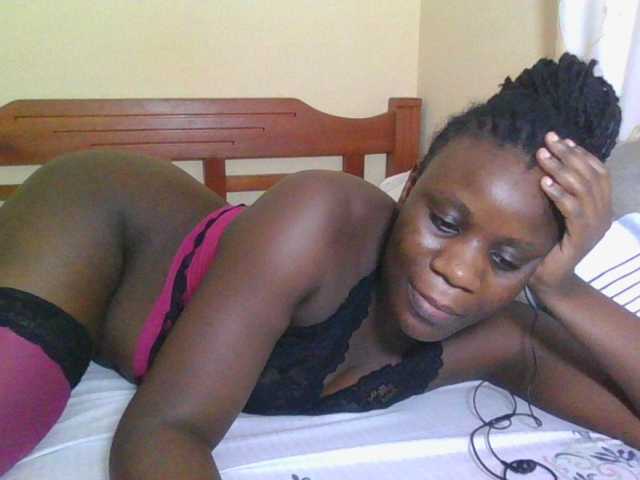 Babyrozzilah live cam on BongaCams
