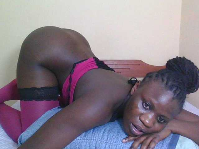 Babyrozzilah live cam on BongaCams