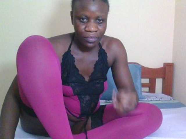 Babyrozzilah live cam on BongaCams