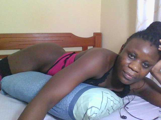 Babyrozzilah live cam on BongaCams