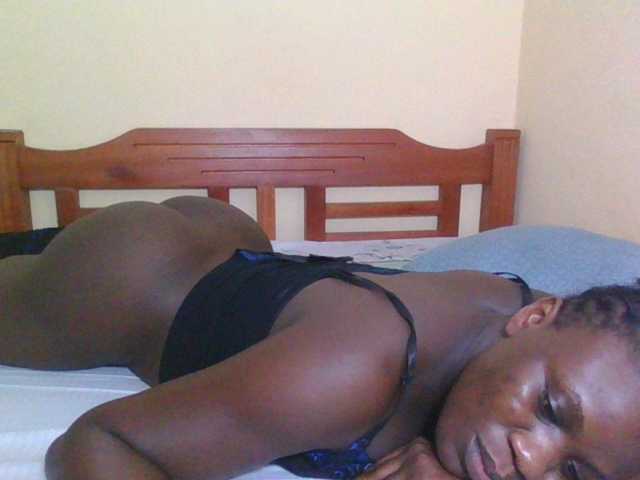 Babyrozzilah live cam on BongaCams