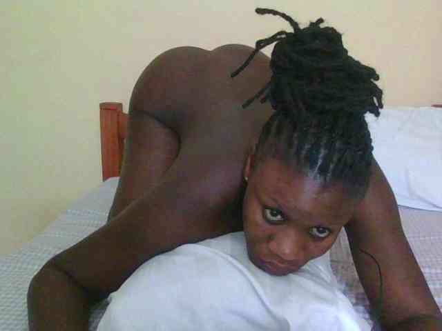 Babyrozzilah webcam