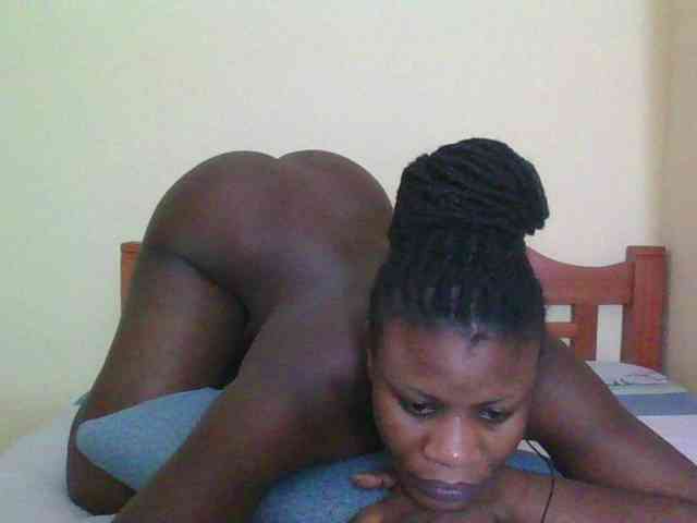 Babyrozzilah webcam