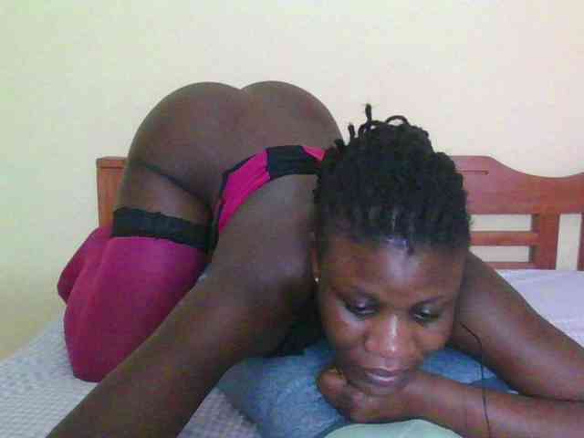 Babyrozzilah webcam