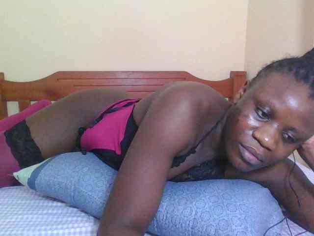 Babyrozzilah webcam