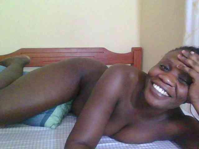 Babyrozzilah webcam
