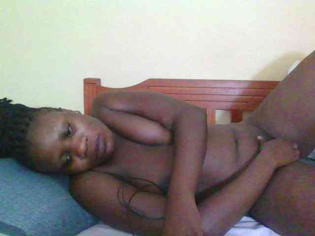 Babyrozzilah webcam