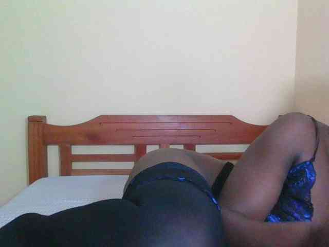 Babyrozzilah webcam