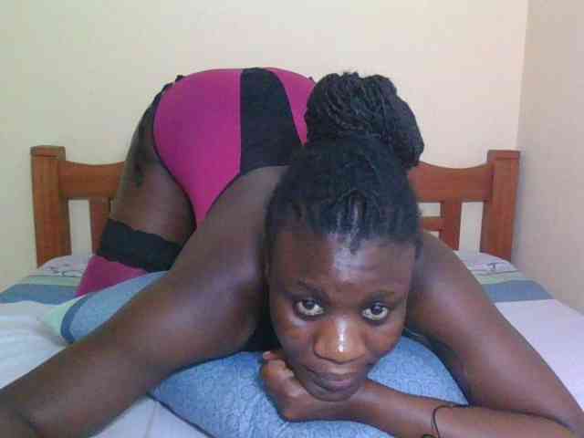 Babyrozzilah webcam