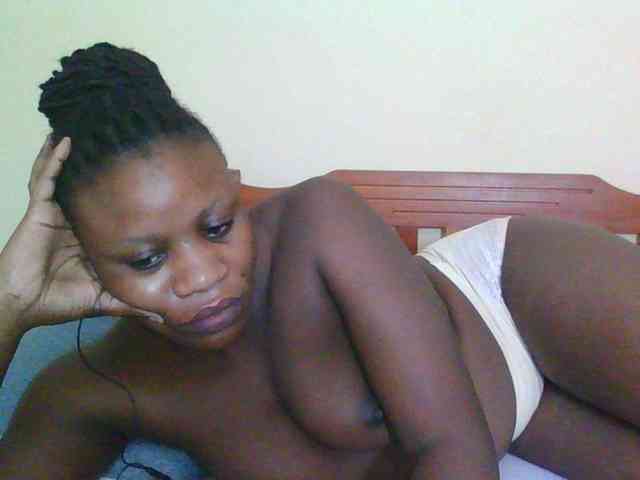 Babyrozzilah webcam