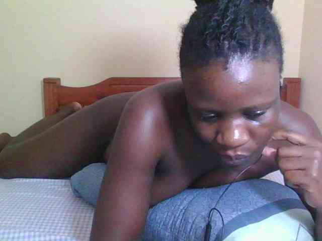 Babyrozzilah webcam