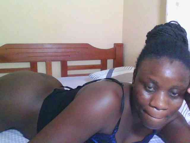 Babyrozzilah webcam