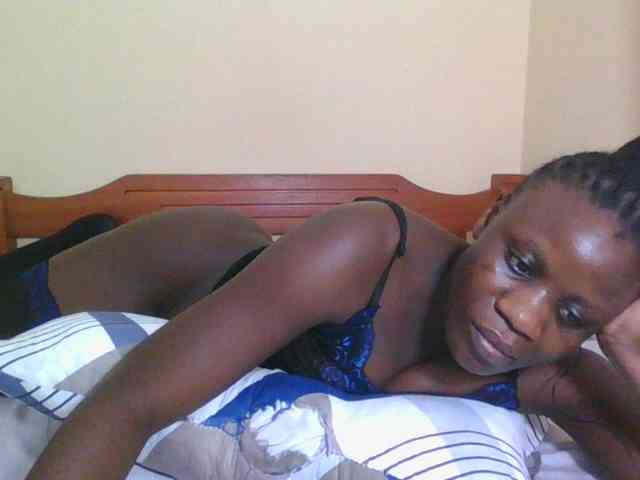 Babyrozzilah webcam