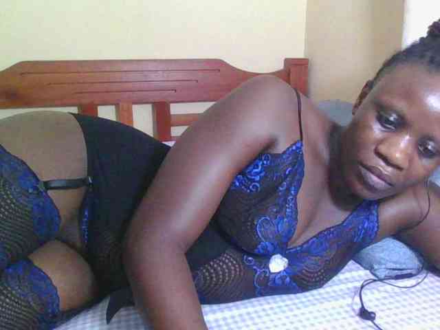 Babyrozzilah webcam