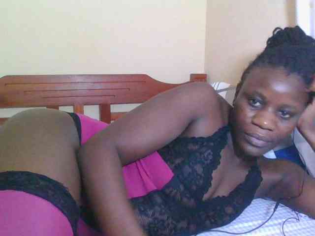 Babyrozzilah webcam