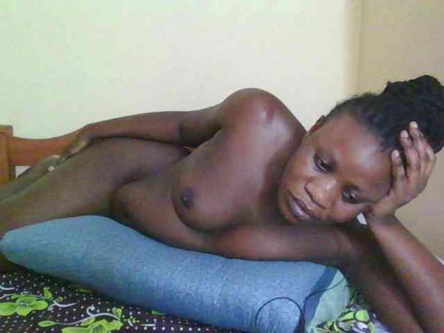 Babyrozzilah webcam