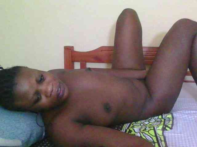 Babyrozzilah webcam