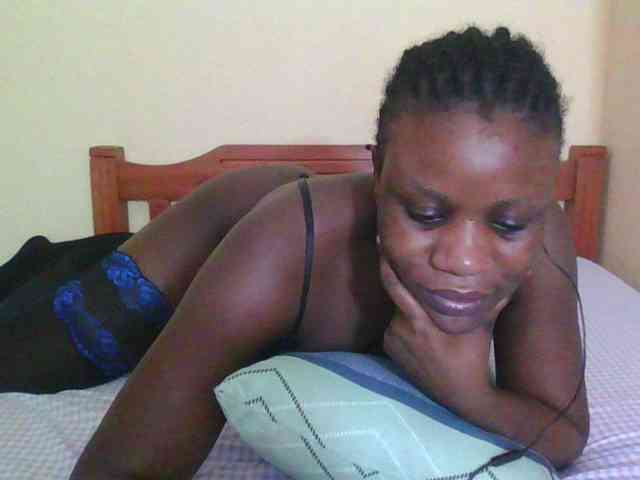 Babyrozzilah webcam