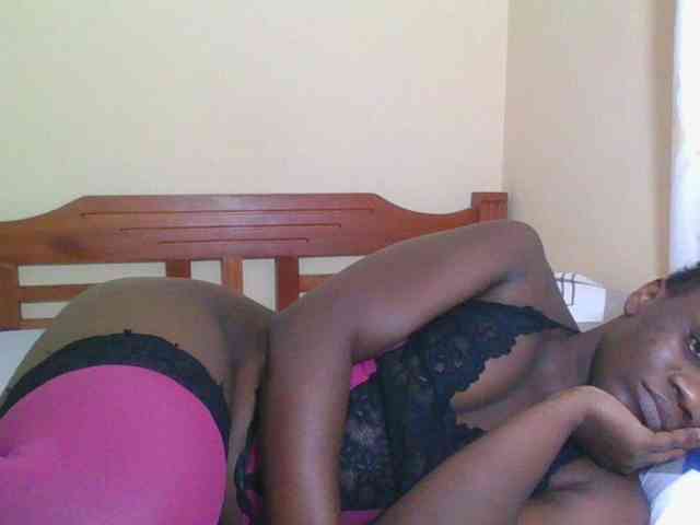 Babyrozzilah webcam