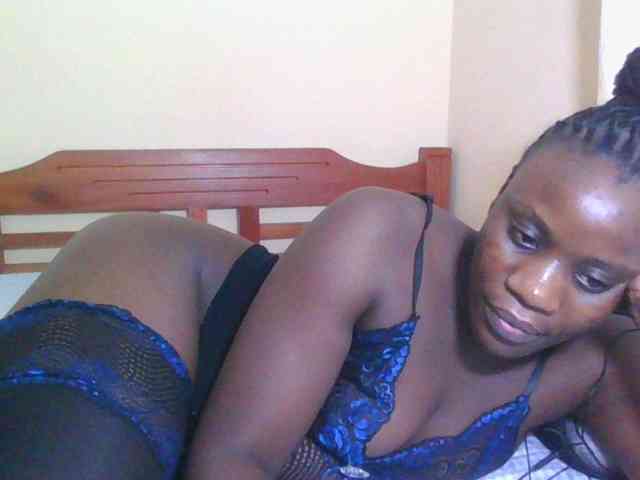 Babyrozzilah webcam