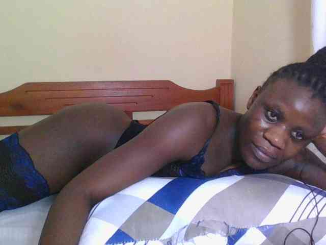 Babyrozzilah webcam
