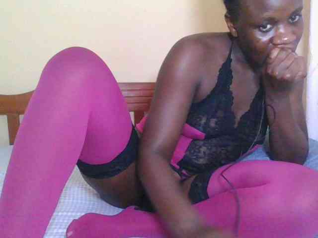 Modèle: Babyrozzilah