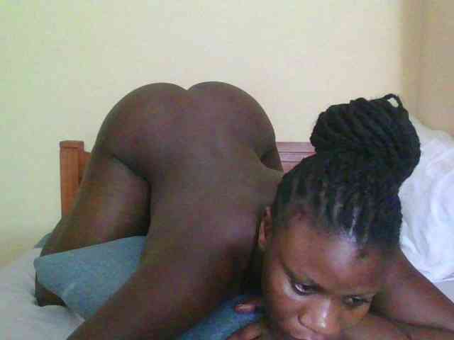 Babyrozzilah webcam
