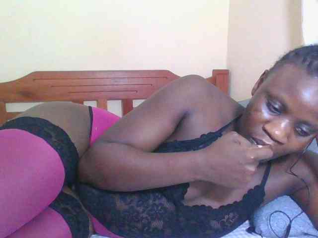 Babyrozzilah webcam