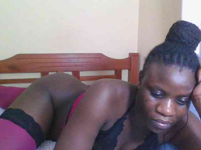 Babyrozzilah webcam