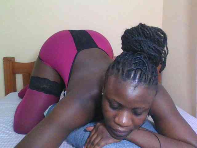 Babyrozzilah webcam