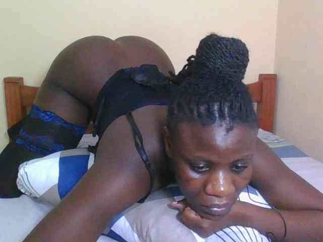 Babyrozzilah webcam