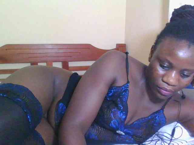 Babyrozzilah webcam